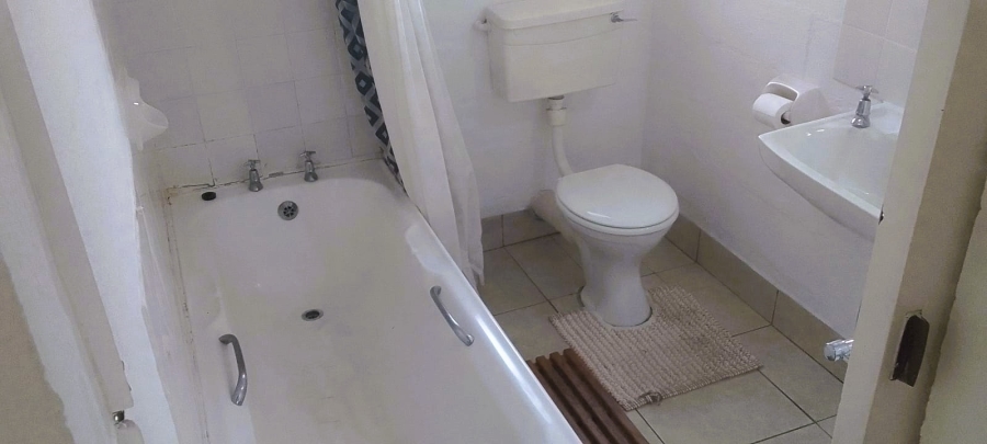 4 Bedroom Property for Sale in Bluewater Bay Western Cape